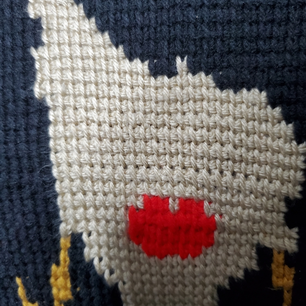 "The Queen". Hand- Crafted Crocheted Pillow with burgundy background. - Picture 4 of 4